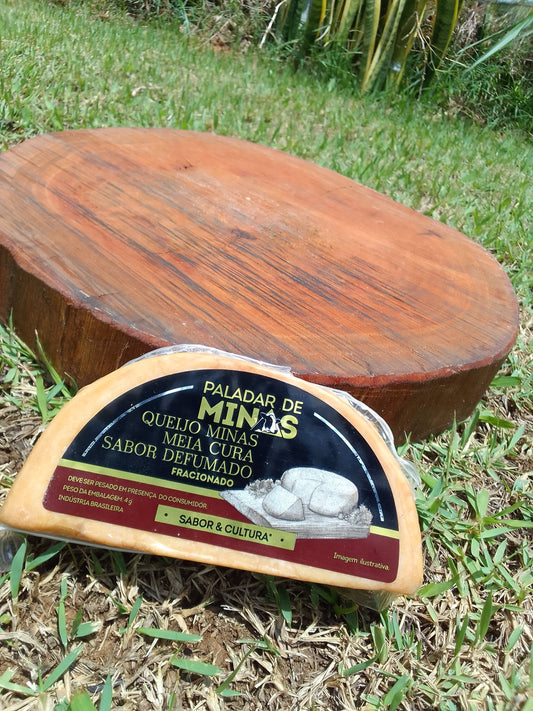 QUEIJO MEIA CURA DEFUMADO - 275g